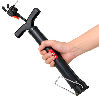 IGL basketball pump in hand